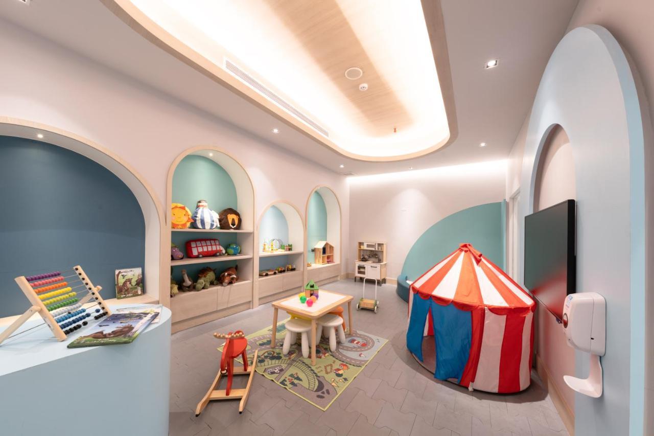 Centre Point Hotel Terminal21 Korat Nakhonratchasima Buitenkant foto The Children's Hospital at Prince of Wales Hospital